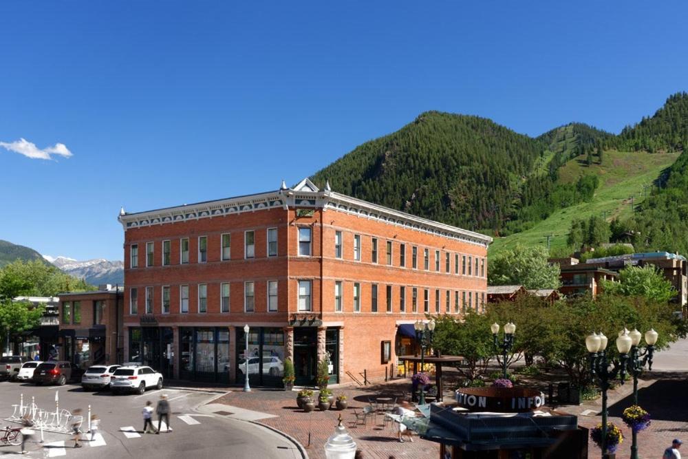 Independence Square Unit 313, Downtown Hotel Room In Aspen With Rooftop Hot Tub Esterno foto